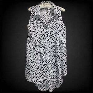 Solitaire Black and White Sleeveless Asymmetrical Dress